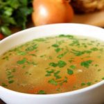 Is it possible to eat broth on a diet? Is it possible to eat chicken broth on a diet? 