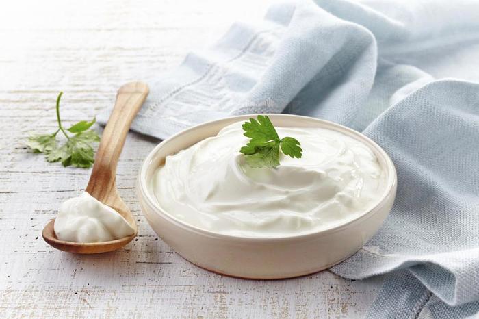 Sour cream 20.0% fat: calorie content per 100 grams - 206 Kcal. Proteins, fats, carbohydrates, chemical composition. 